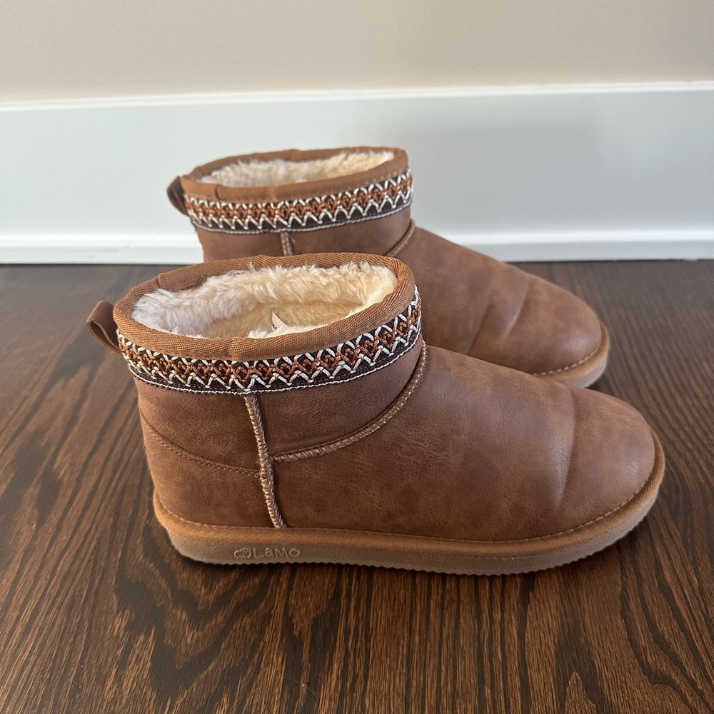 LaMo Classic Waxed Chestnut Fur-Lined Ankle Boot